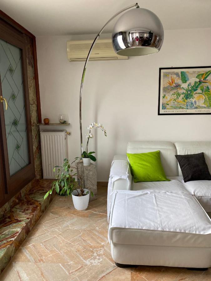 Casa Di Angela Apartment คิออกเจีย ภายนอก รูปภาพ