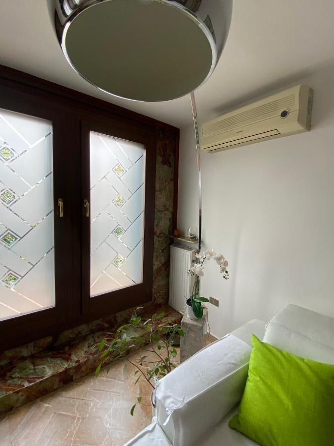 Casa Di Angela Apartment คิออกเจีย ภายนอก รูปภาพ